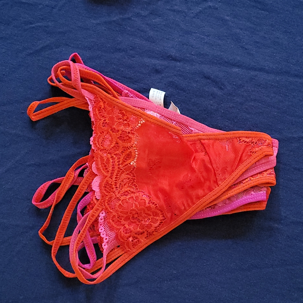 G-string panties